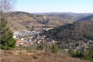 Un des sites d’étude du projet, la commune de Viviez, en Aveyron.